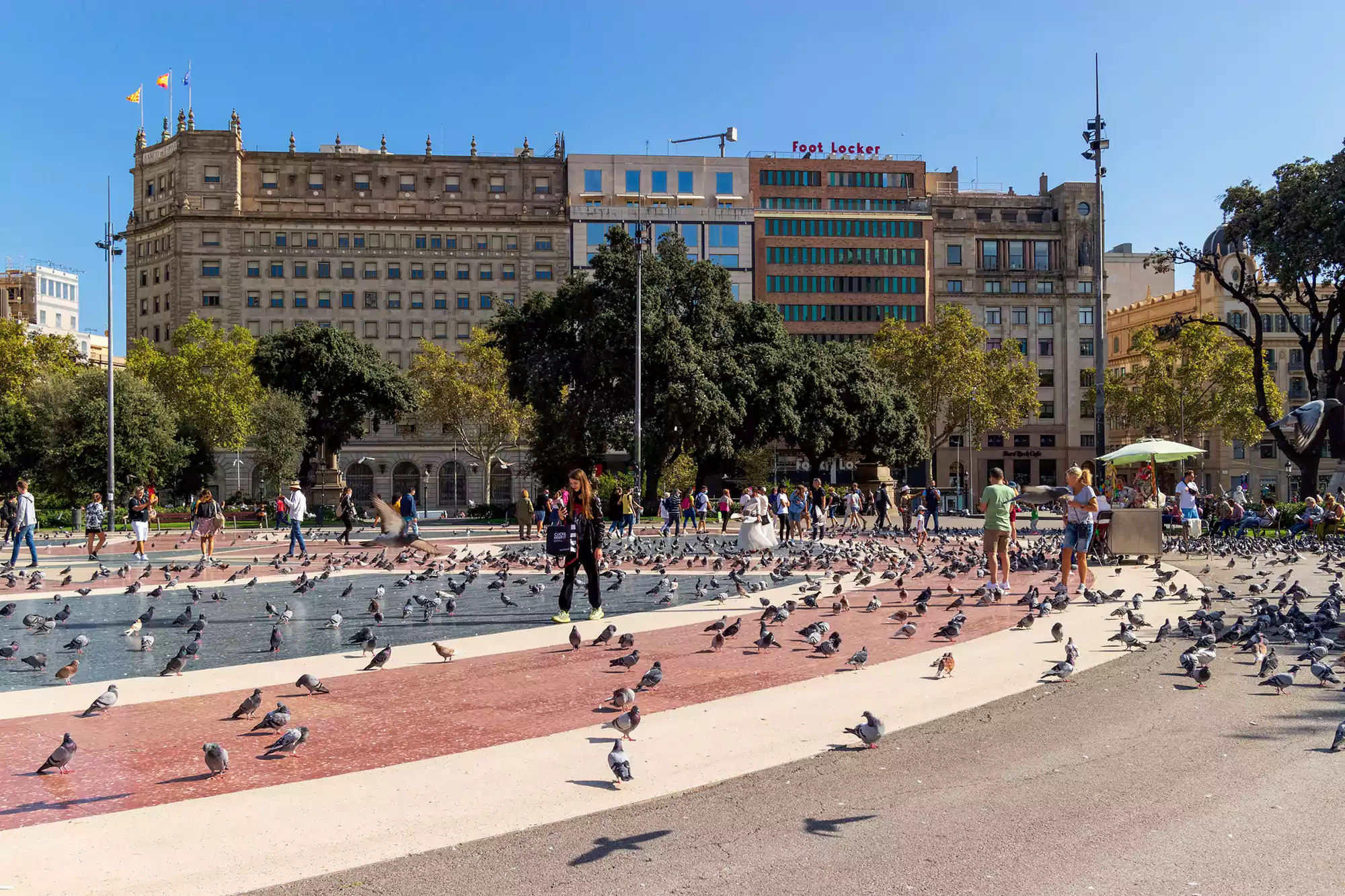5' Plaça de Catalunya